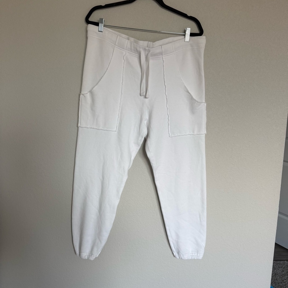 Frank & Eileen Eamon Joggers Sweatpants Pants White Large Cotton Raw Hem NWOT